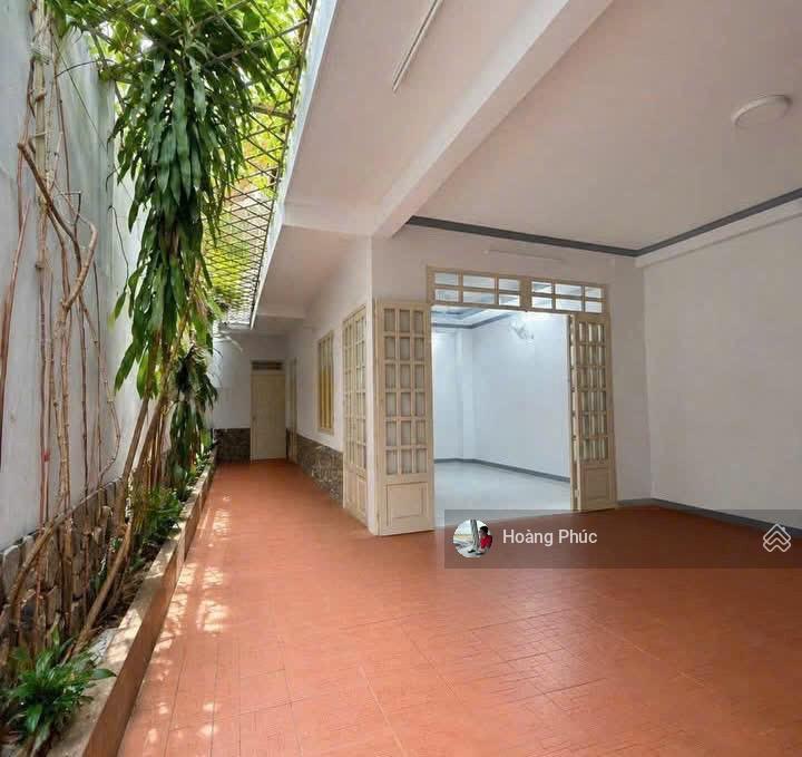 Vân côi  tân bình kế cư xá bắc hải, 154m2 đường thông xe hơi, chủ chào 8 tỷ 6 còn thương lượng
