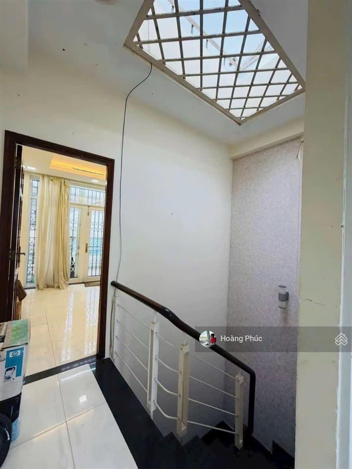 Hòa hưng  quận 10 hẻm nhựa xe hơi, nhà 4 tấm btct, 2 tỷ 850 shr, kế chợ, bệnh viện, trường học
