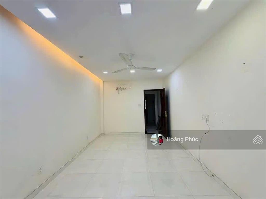 Hòa hưng  quận 10 hẻm nhựa xe hơi, nhà 4 tấm btct, 2 tỷ 850 shr, kế chợ, bệnh viện, trường học