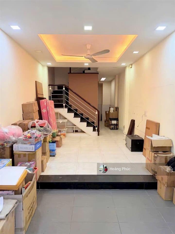 Hòa hưng  quận 10 hẻm nhựa xe hơi, nhà 4 tấm btct, 2 tỷ 850 shr, kế chợ, bệnh viện, trường học