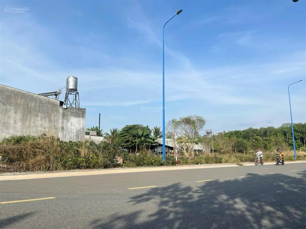 Bán đất mặt tiền đường nhựa lớn tại chơn thành bình phước củ giá rẻ