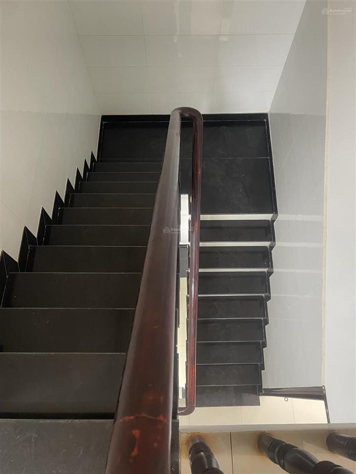 18 . bình tân an dương dương 3 tầng ,4x14 ,56 m2 hẽm oto đậu của,gia nhỉnh 6ty