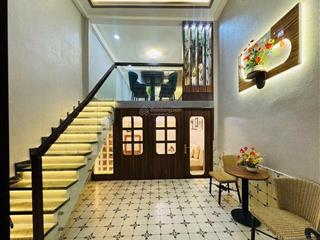 122z
q6 ngay hậu giang 5 tầng 4,1x12 nhà mới đẹp ỏ ngay nhỉnh 6ty xíu.