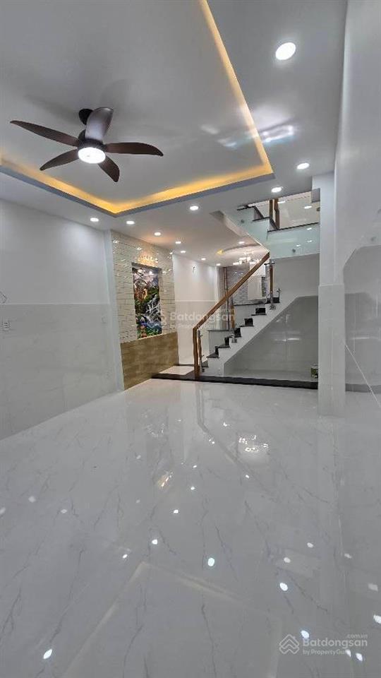 123k
bình tân lê văn quế , mt đường số, 2 tầng 4x14 , công nhận đủ giá 6đồng