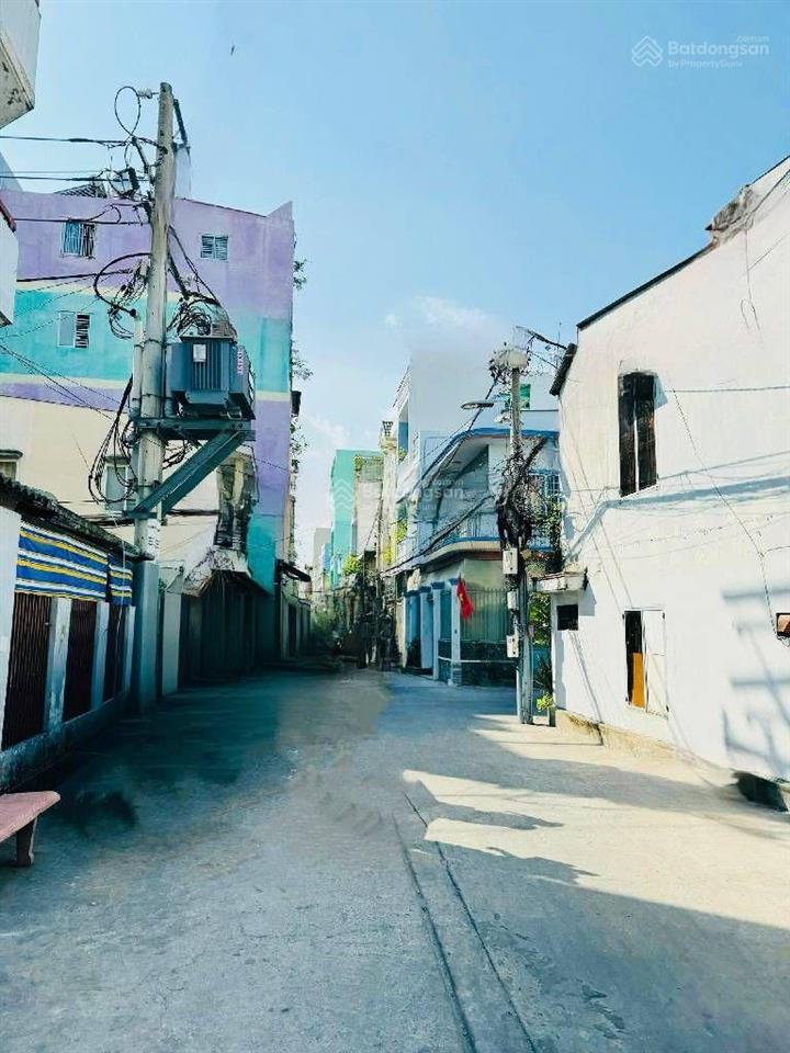 Q286
bình tân, bình trị đông 40m2 , 2tang,4x10 nhỉnh 3ty