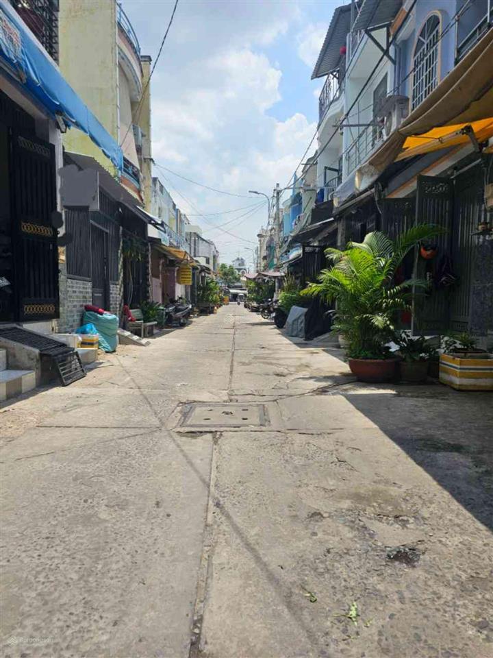15mnb
binh tân ngay tân kỳ tân qúy 49m2 , 4x12 hem hem 8m thông ,giá nhỉnh 5ty xíu.