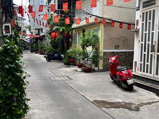 Mã010 008 nhà q10 lề hồng phong, 5 tầng 3,2 x 13, giá 8 tỷ.