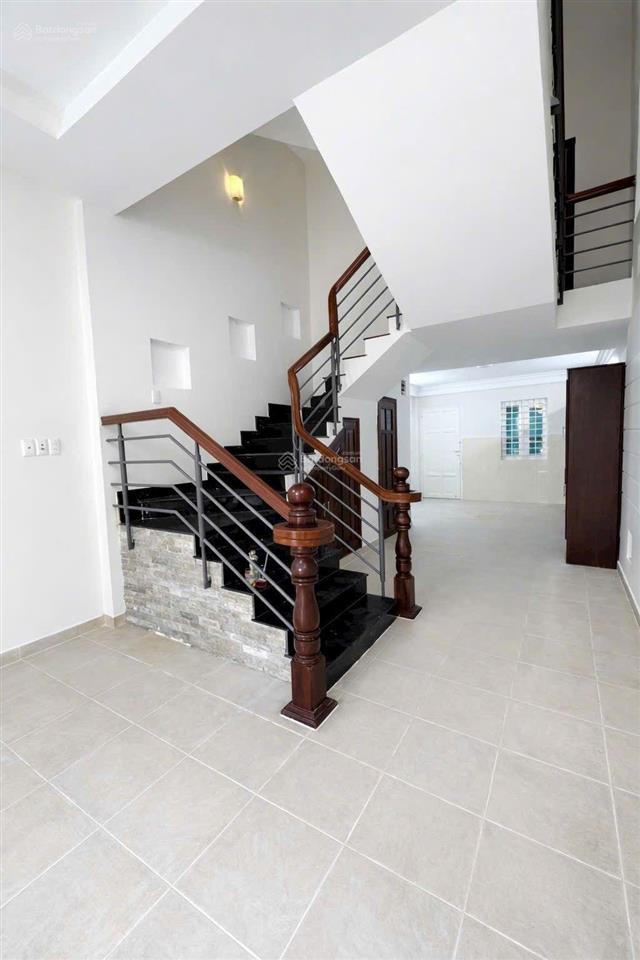 Bán nhà mặt tiền đường thống nhất, quận gò vấp, 60 m2 xây 4 tầng chỉ hơn 9 tỷ