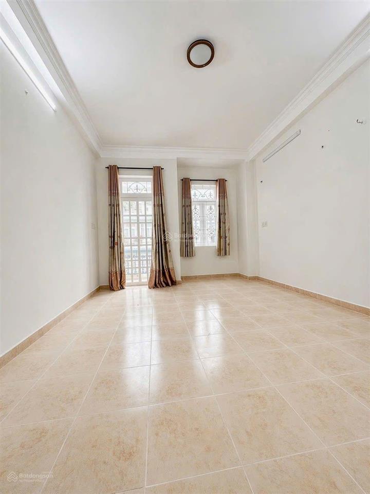 Bán nhà mặt tiền đường thống nhất, quận gò vấp, 60 m2 xây 4 tầng chỉ hơn 9 tỷ