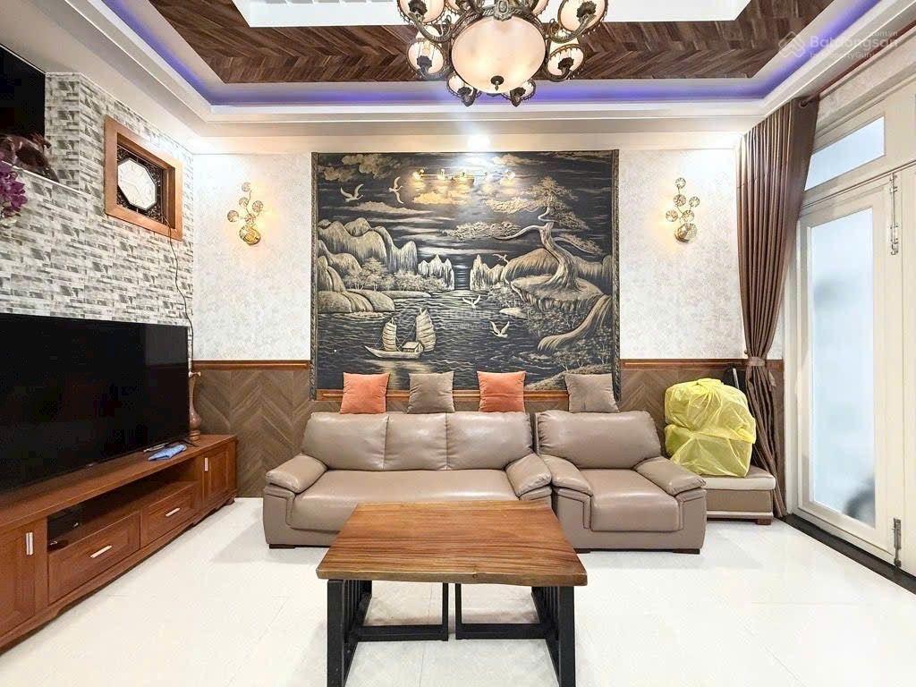 Bán nhà hẻm thông,xe hơi tránh,64 m2 xây 4 tầng chỉ hơn 8 tỷ,đường quang trung,quận gò vấp