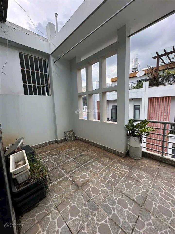 Bán nhà hẻm xe hơi,64 m2 xây 4 tầng chỉ 7 tỷ,đường quang trung,quận gò vấp