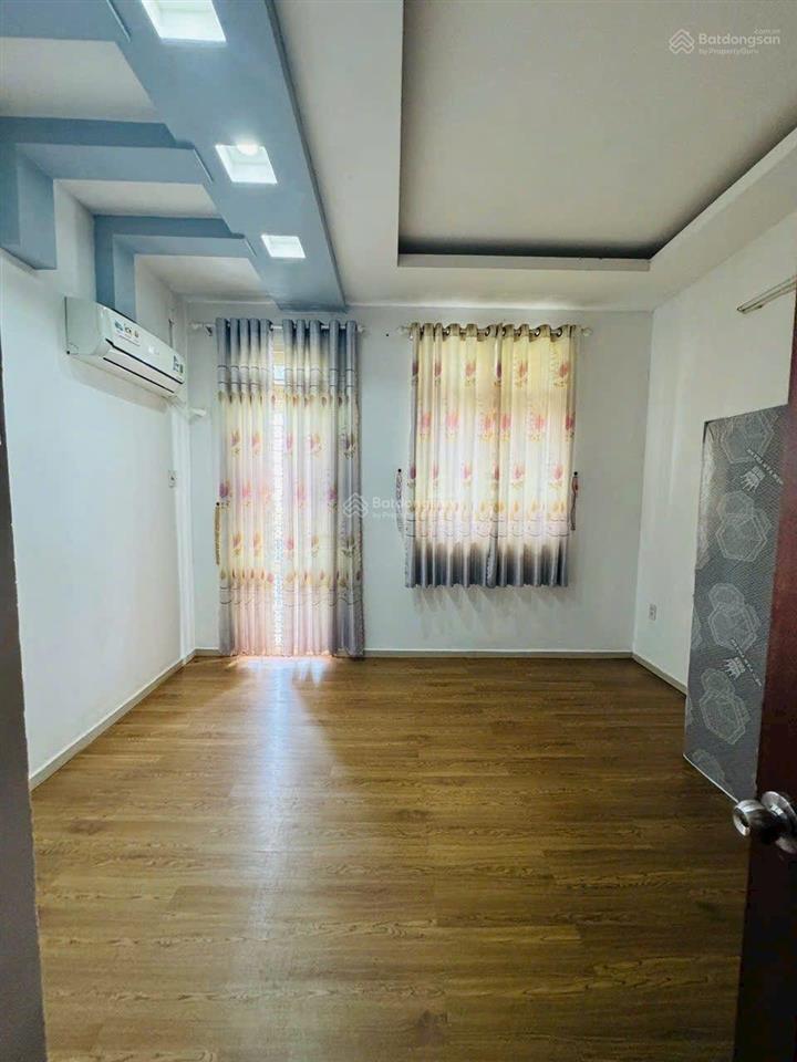 Bán nhà hẻm xe hơi,56 m2 xây 3 tầng 4 phòng ngủ chỉ hơn 5 tỷ,phạm văn chiêu,quận gò vấp