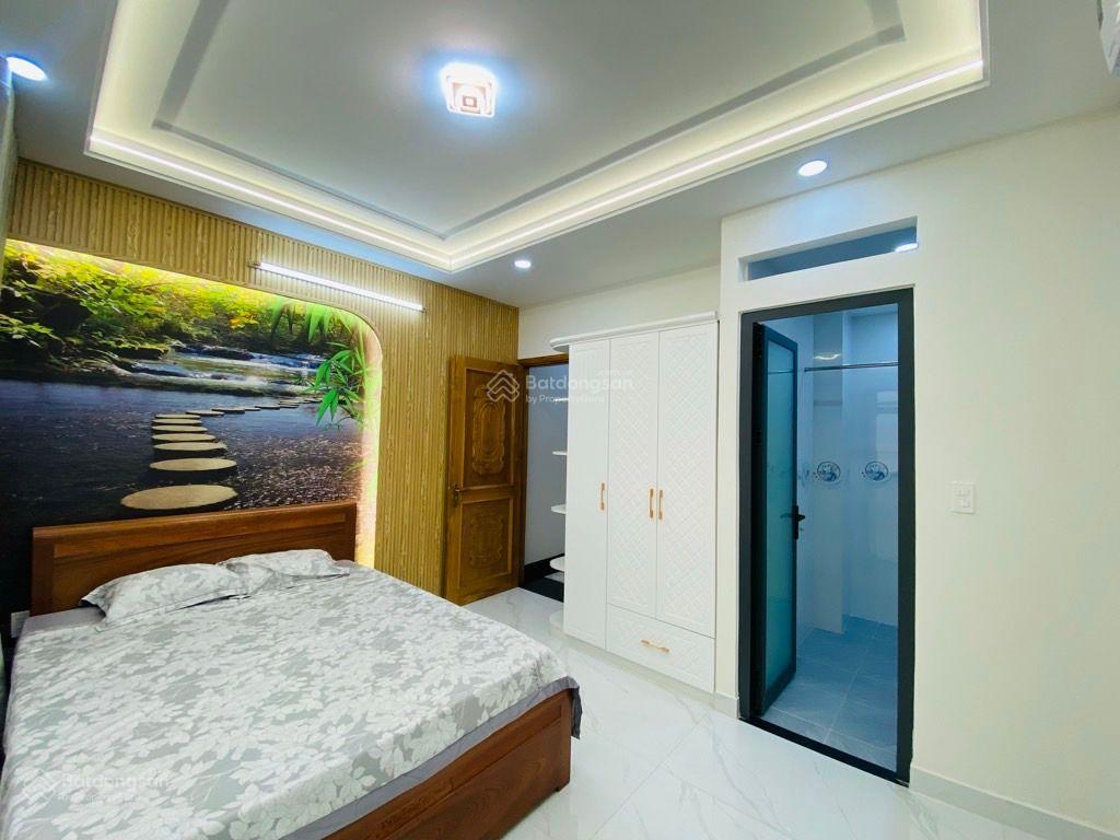 Bán nhà hẻm xe hơi thông,64 m2 xây 4 tầng có thang máy,chỉ 8.5 tỷ,phạm văn chiêu,quận gò vấp