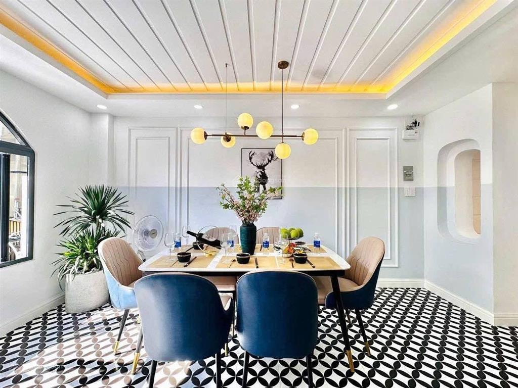 Bán nhà xây mới hẻm xe hơi,52 m2 xây 5 tầng chỉ hơn 7 tỷ,thống nhất,quận gò vấp