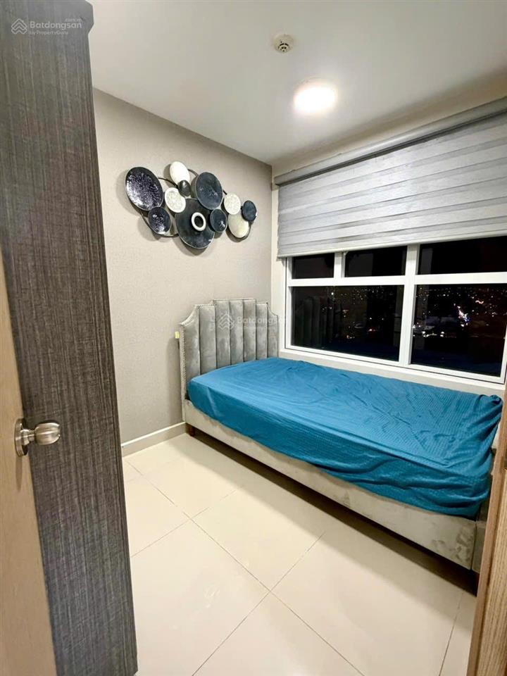 Chủ nhà gửi bán căn hô ot 2pn 1wc full nội thất . đang có sẳn hđ thuê nhà . thích hợp đầu tư