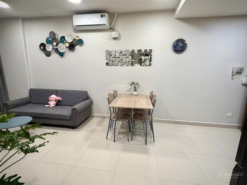 Chủ nhà gửi bán căn hô ot 2pn 1wc full nội thất . đang có sẳn hđ thuê nhà . thích hợp đầu tư
