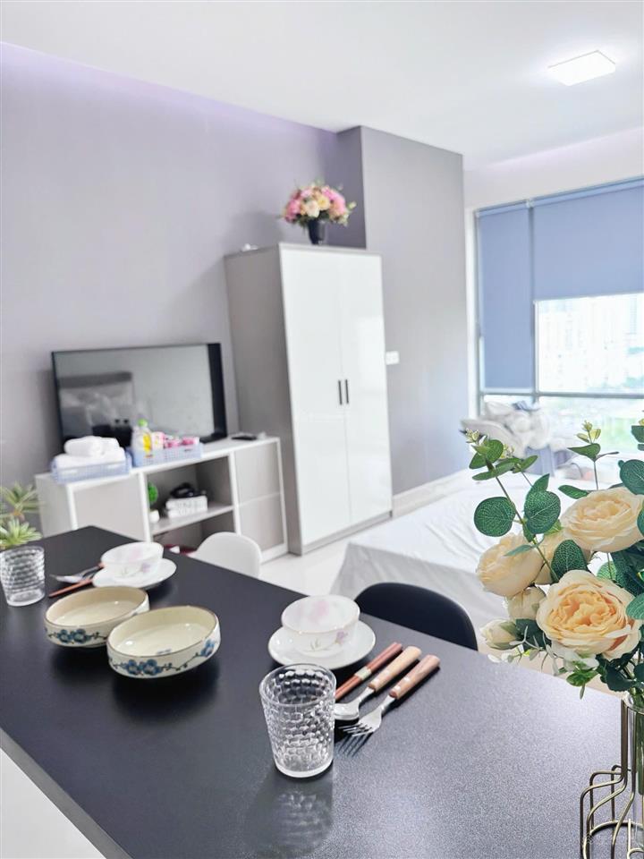 Cho thuê căn hộ officetel golden king, 35m2, full nội thất mới, view đẹp lầu cao 17tr  0968 509 ***