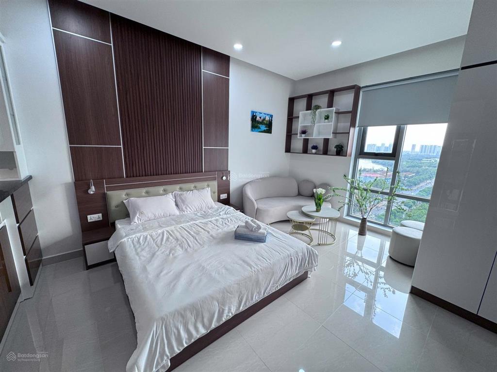 Cho thuê ch 1pn, 17 triệu, 35m2, view đẹp tại golden king, q7, hcm