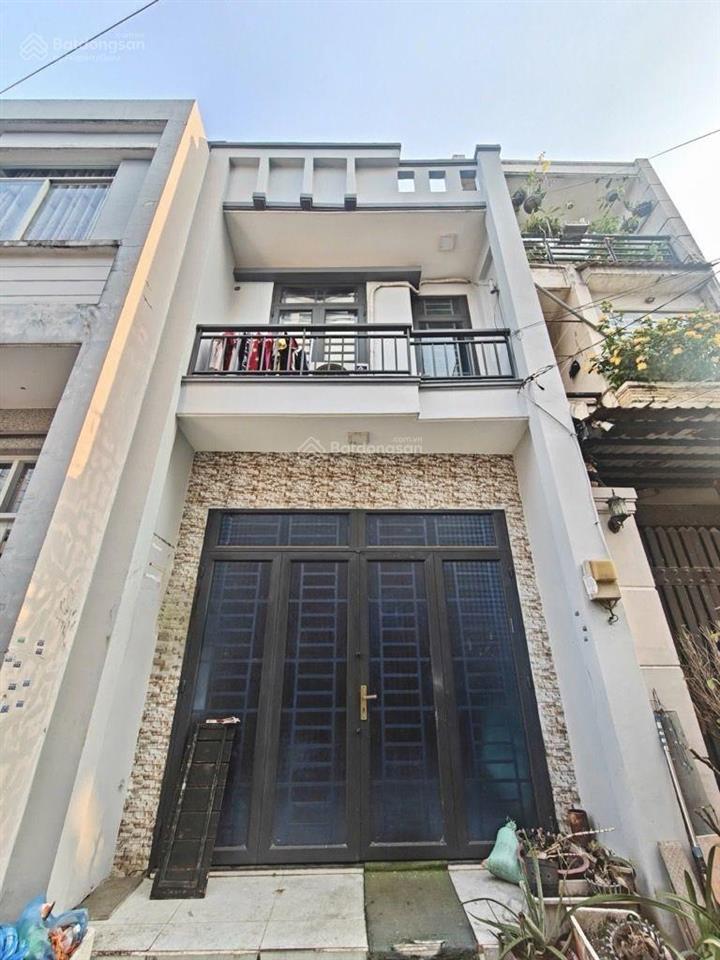 Bán nhà 2 tầng, 4x13m, 8m thông, 4 tỷ hơn, vuông vức ,lê văn quới, hương lộ 2, q bình tân