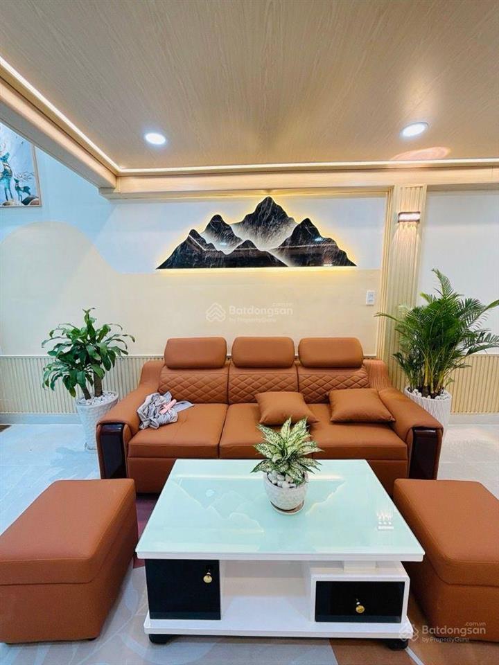 Chỉ 6t2, nhà 3 tầng, 4x14m, 5m thông, vuông vức, đường tô hiệu, hoà bình, đầm sen nước, q. tân phú.