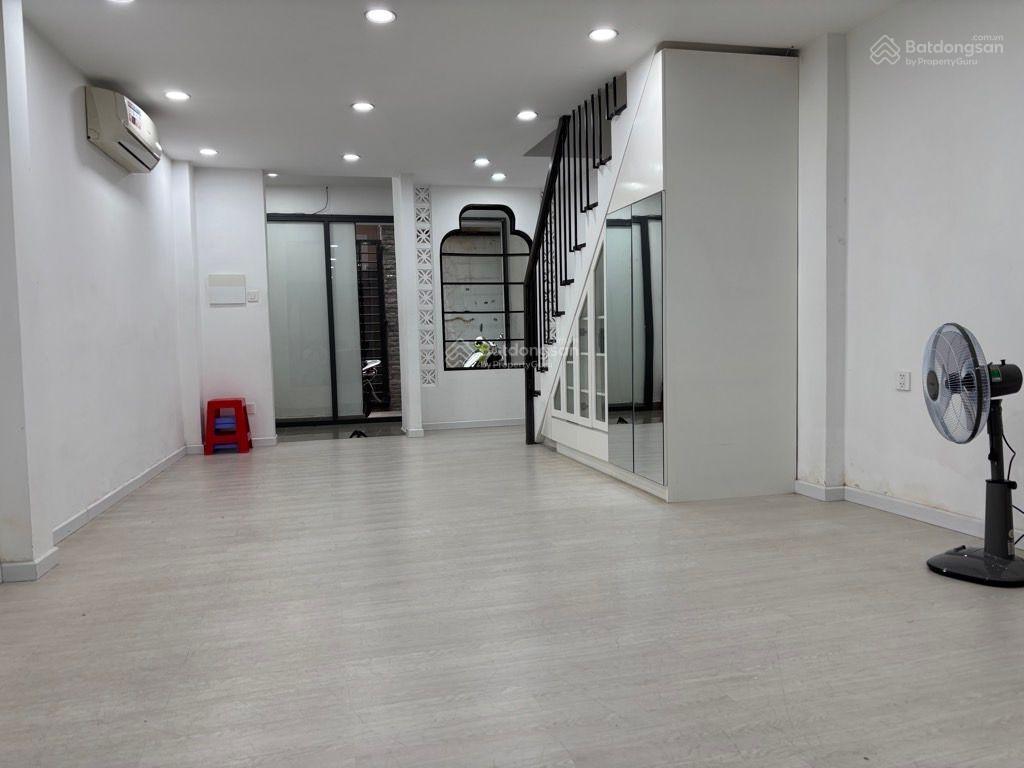 Bán nhà hậu giang, bình phú, lý chiêu hoàng ,p.11, q.6 ,4x12m, 2 tầng, 4m thông, giá 4t2, vuông vức