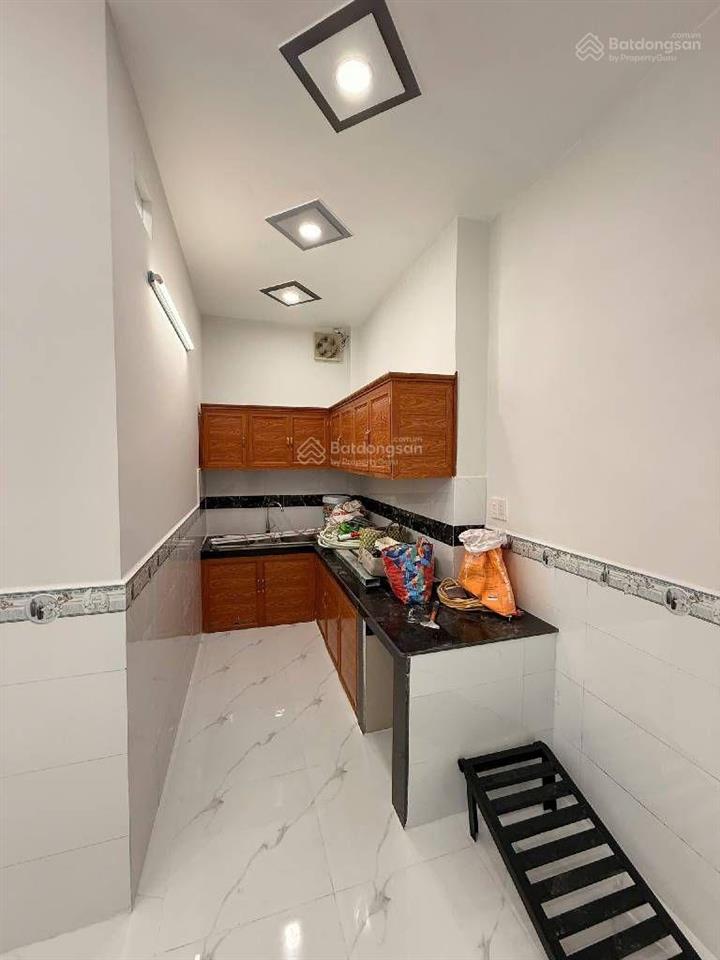 Quá ngon. chỉ 5t2. 2 tầng. 4x13m. 4m thông. kênh tân hoá. khuông việt. hoà bình. quận tân phú.