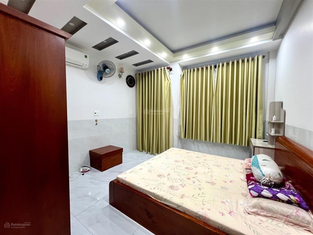 Dt 4x15m. 3 tầng. 5 tỷ hơn. hẻm xe tải thông. lê văn quới. gò xoài. hương lộ 2. p.bhha. q. bình tân