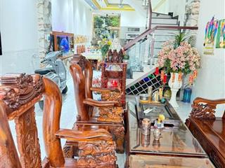 Ngay aeon tân phú. dt 4x18m. 3 tầng. 6 tỷ hơn. hẻm xe hơi. tân thắng. tân kỳ tân quý. quận tân phú.