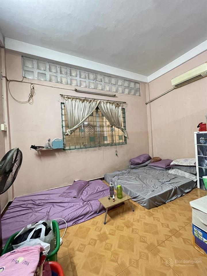 Mtkd lạc long quân. hòa bình. 7 tỷ hơn. 3 tầng. dt 4x14m. dòng tiền 50tr/1th. minh phụng. quận 11.