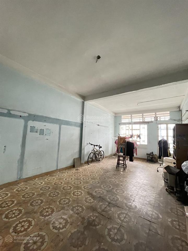 Mtkd lạc long quân. hòa bình. 7 tỷ hơn. 3 tầng. dt 4x14m. dòng tiền 50tr/1th. minh phụng. quận 11.