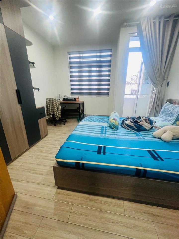 Nhà mới 4 tầng. dt 4x15m. 6 tỷ xíu. hẻm 5m thông. hoà bình. kênh tân hoá. luỹ bán bích. q. tân phú.