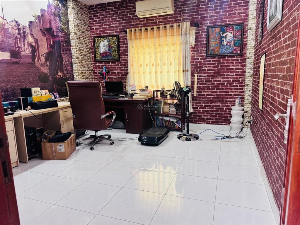 Lý chiêu hoàng. cư xá phú lâm d. bình phú. 9 tỷ hơn. dt 4x18m. 4 tầng. dòng tiền 40tr/1th. quận 6.