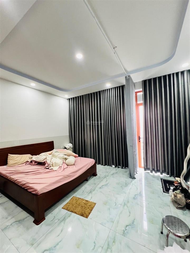 Hàng ngon. an dương vương. lý chiêu hoàng. bình phú. 4 tầng. dt 4x13m. 5 tỷ hơn. hẻm 7m. quận 6.