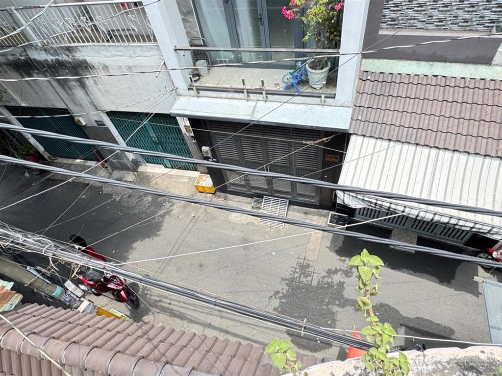 Hàng ngon. nhà 5 tầng. 4 tỷ hơn. dt 4x11m. hẻm 4m thông. tô hiệu. hoà bình. luỹ bán bích. q.tân phú