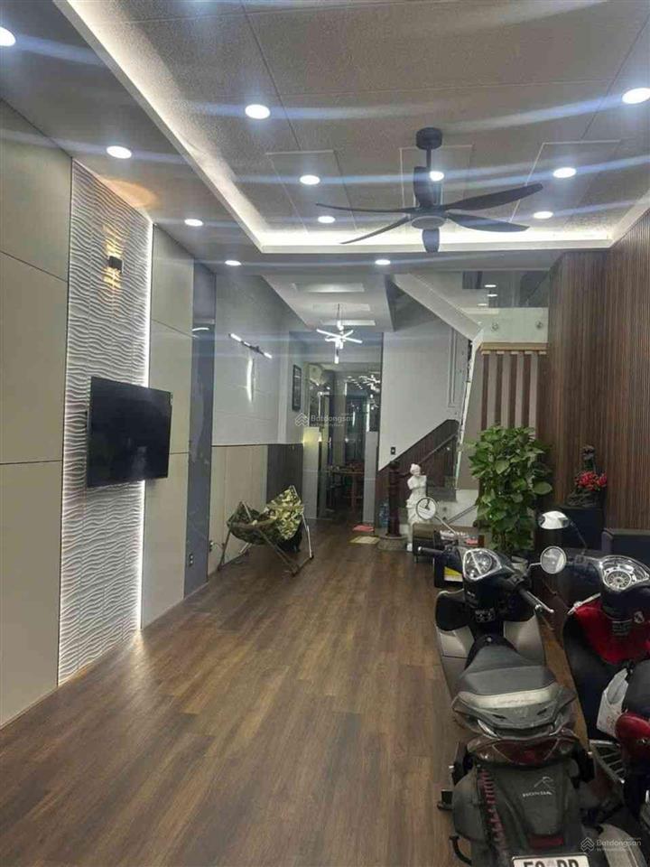 Khu vip. bình phú. cư xá phú lâm d. dt 4x18m. 7 tỷ xíu. 3 tầng. hẻm xe hơi. nở hậu. p.10. quận 6.
