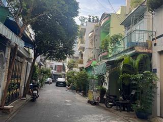 Lý chiêu hoàng. bình phú. an dương vương. 3 tầng. 6 tỷ hơn. dt 4x13m. hẻm 1/. xe tải thông. quận 6.