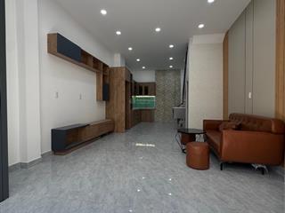Sát mt lạc long quân. minh phụng. bình thới. dt 4x11m. 4 tỷ hơn. 2 tầng. hẻm 1/. xe hơi thông. q.11