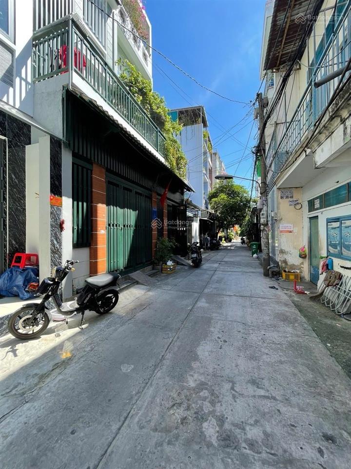 Quá ngon. nhà 3 tầng. dt 4x13m. 4 tỷ hơn. hẻm xe hơi thông. lê văn quới. hương lộ 2. quận bình tân.