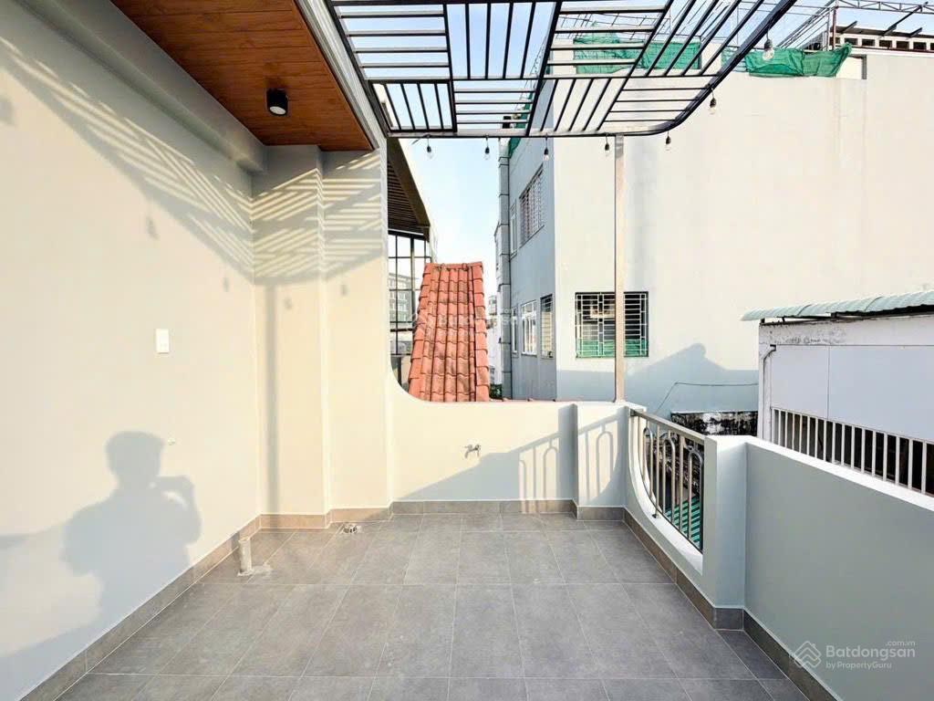 Hoàng văn thụ  phú nhuận  nhà mới đẹp nội thất đầy đủ  giá mềm