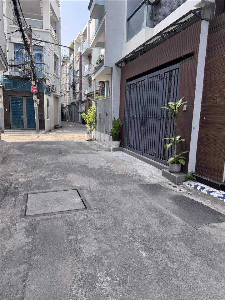 Nguyễn kiệm  phú nhuận  hẻm xe hơi thông thoáng  gần phạm văn đồng, sân bay tsn