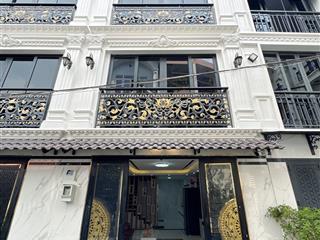 Hẻm xe hơi  sát mặt tiền phạm văn đồng  nhà mới 5 tầng  full nội thất  btct kiên cố