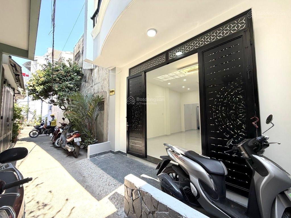 Phường 1 gò vấp  căn góc 2 mặt hẻm  gần chợ cây quéo  8.16 tỷ