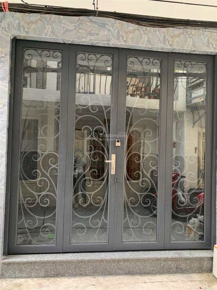 Sát phan đình phùng, phú nhuận  cạnh phan xích long  ở hoặc giữ tiền đều tốt