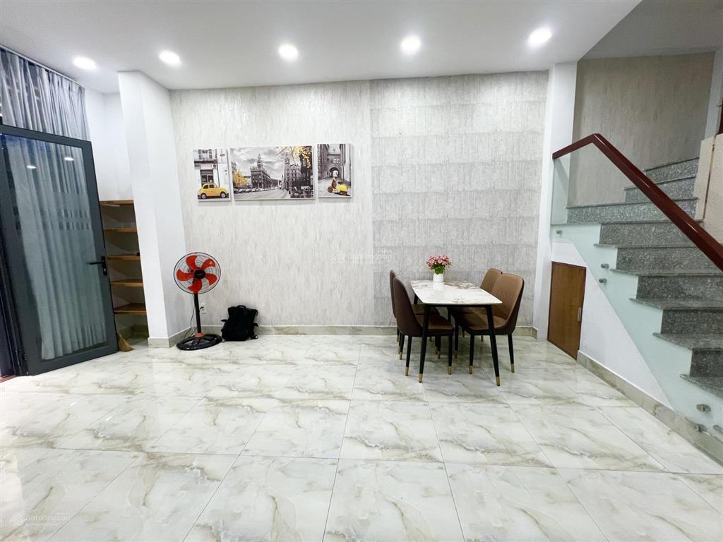 Trường sa phú nhuận  hẻm 3,5m trước nhà  30m bước ra hẻm xe tải  4 tầng mới đẹp  nhĩnh 6 đồng