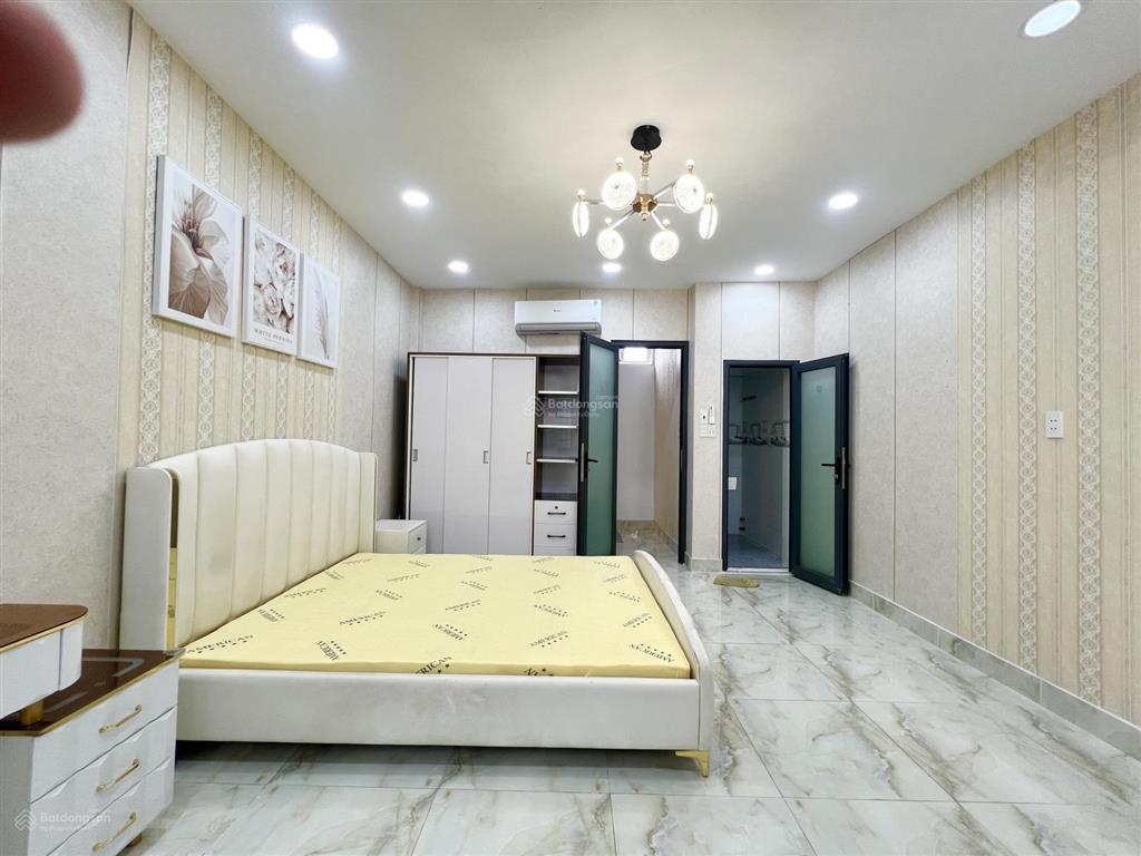 Trường sa phú nhuận  hẻm 3,5m trước nhà  30m bước ra hẻm xe tải  4 tầng mới đẹp  nhĩnh 6 đồng