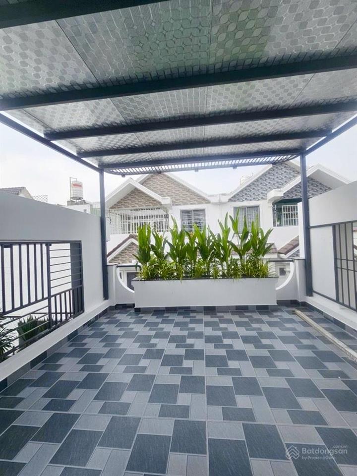 Nhà mới 5 tầng hxh full nội thất cao cấp
phạm văn chiêu  gò vấp