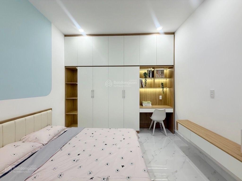 Hxh trải nhựa thông thích quảng đức phú nhuận  2 mặt thoáng không lộ giới full nội thất