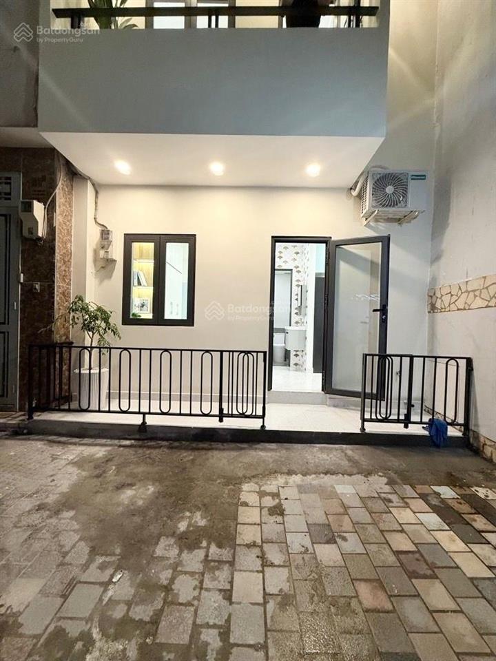Hxh trải nhựa thông thích quảng đức phú nhuận  2 mặt thoáng không lộ giới full nội thất