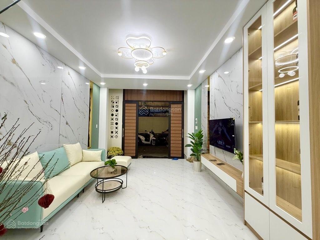 Hxh trải nhựa thông thích quảng đức phú nhuận  2 mặt thoáng không lộ giới full nội thất