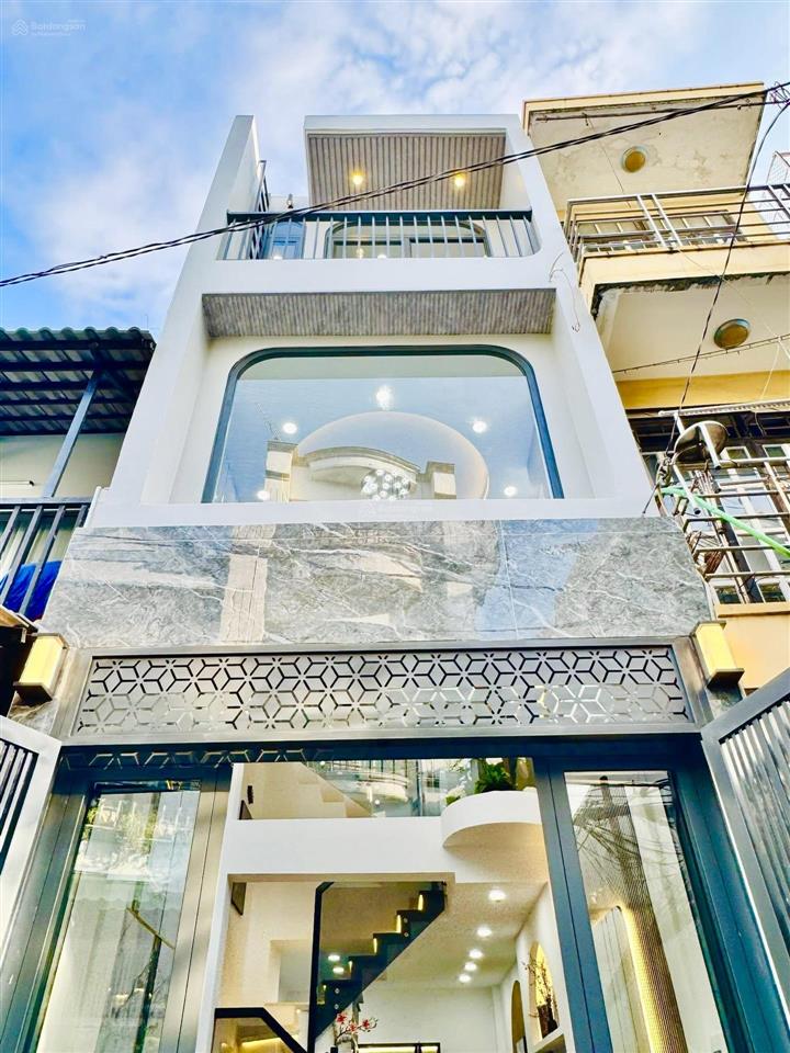 Sát nguyễn kiệm  kế quân y 175  ra công viên gia định 2 phut ra sân bay 5 phút 59s